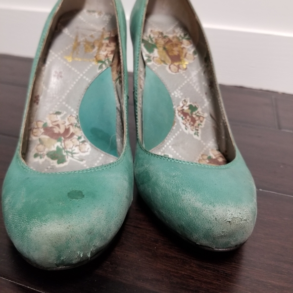 Anthropologie size 6 heels - Picture 7 of 10